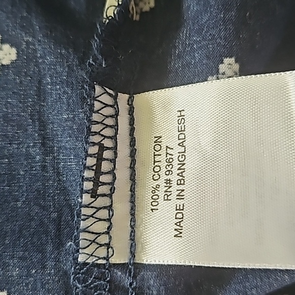 St. John's Bay Navy and White Patterned Long Sleeve Button Down Blouse - Picture 12 of 13